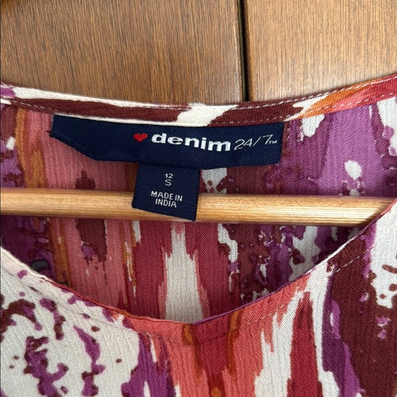 Multicolor Patterned Dress - Picture 3 of 4